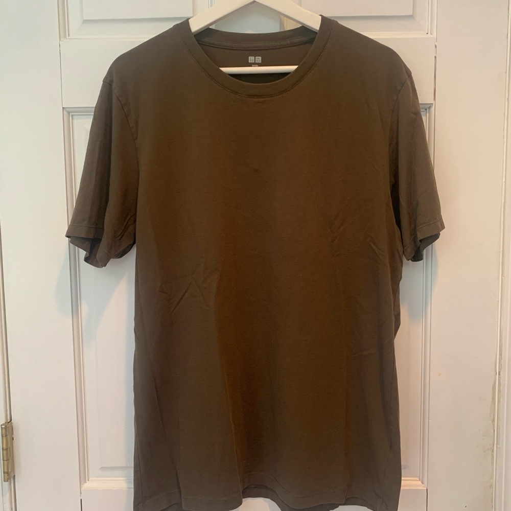 Uniqlo Brown T-Shirt
